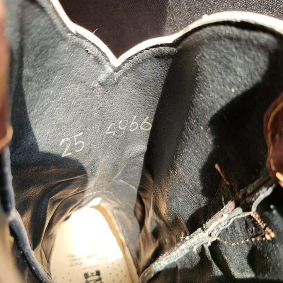 NEW WOMANS CHEYENNE LEATHER WESTERN RODEO COWBOY BOOTS SZ 9 - Picture 12 of 13